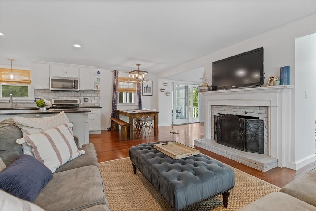 Kathleen Duffy of William Raveis Real Estate | 161 Front St, Scituate, MA 02066, USA | Phone: (617) 512-2336