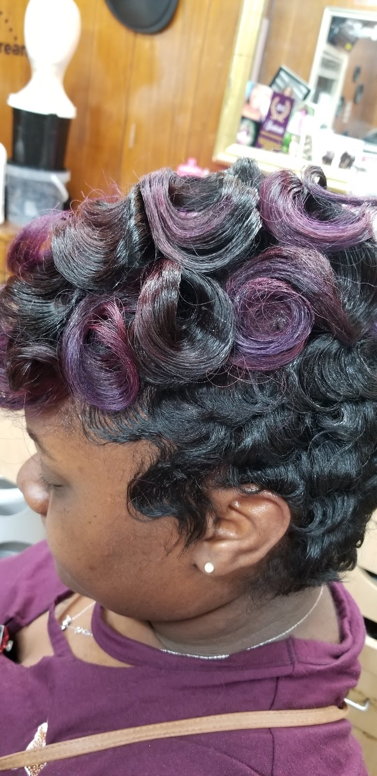 Out 2 Shine Hair Design | 3688 N Watkins St, Memphis, TN 38127 | Phone: (901) 859-6011