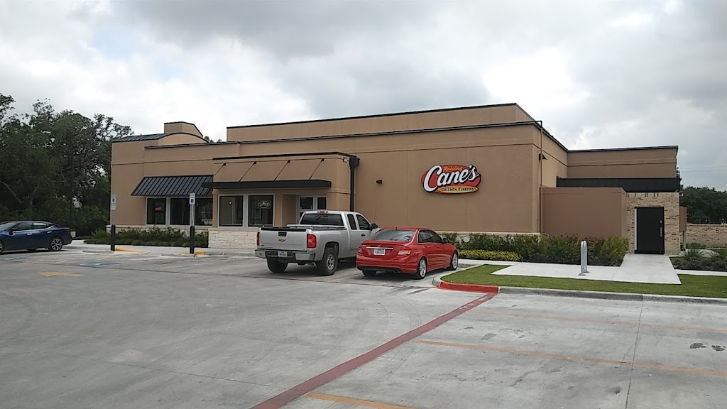 Raising Canes Chicken Fingers | 1406 S Main St, Boerne, TX 78006, USA | Phone: (830) 249-0039