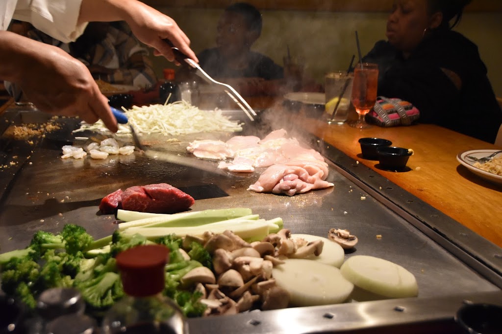 Sumo Japanese Steak House | 116 S Independence Blvd STE 108, Virginia Beach, VA 23462, USA | Phone: (757) 497-6420