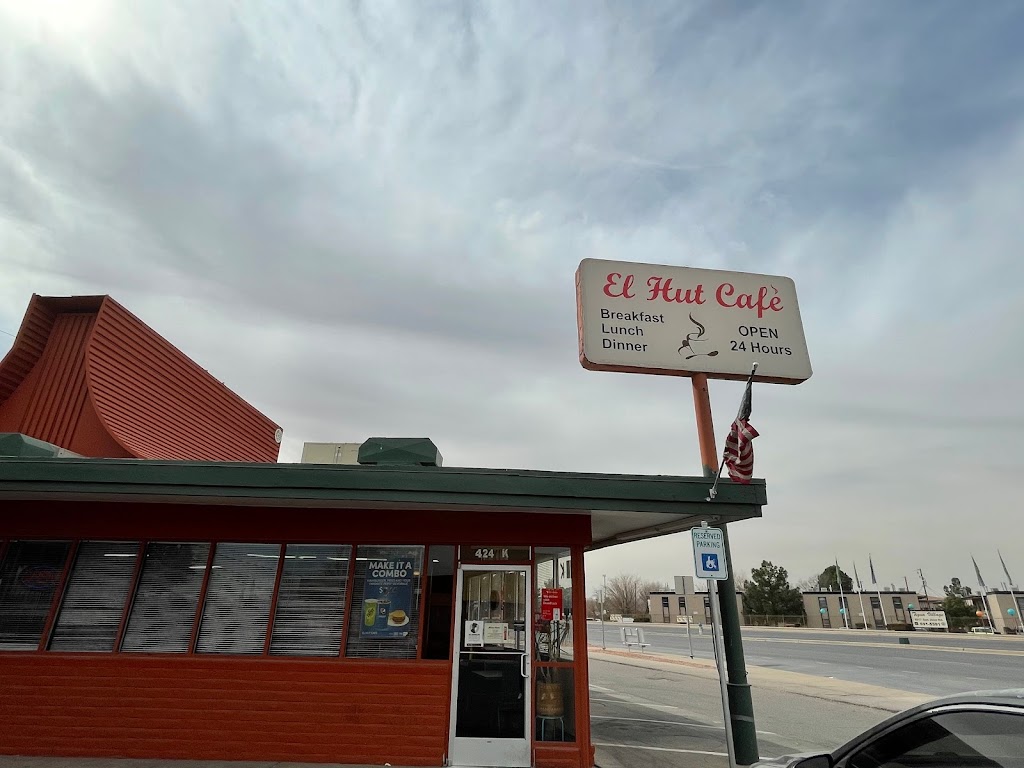 El Hut Cafe #2 | 424 N Yarbrough Dr, El Paso, TX 79915, USA | Phone: (915) 591-0004