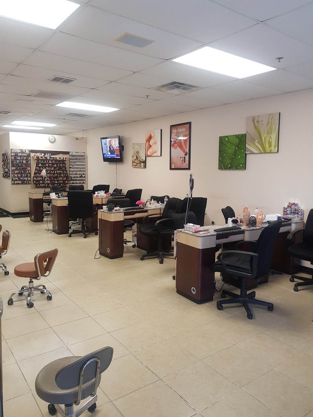 CT Nails | 65 Crowell Rd F, Covington, GA 30014, USA | Phone: (678) 342-3420