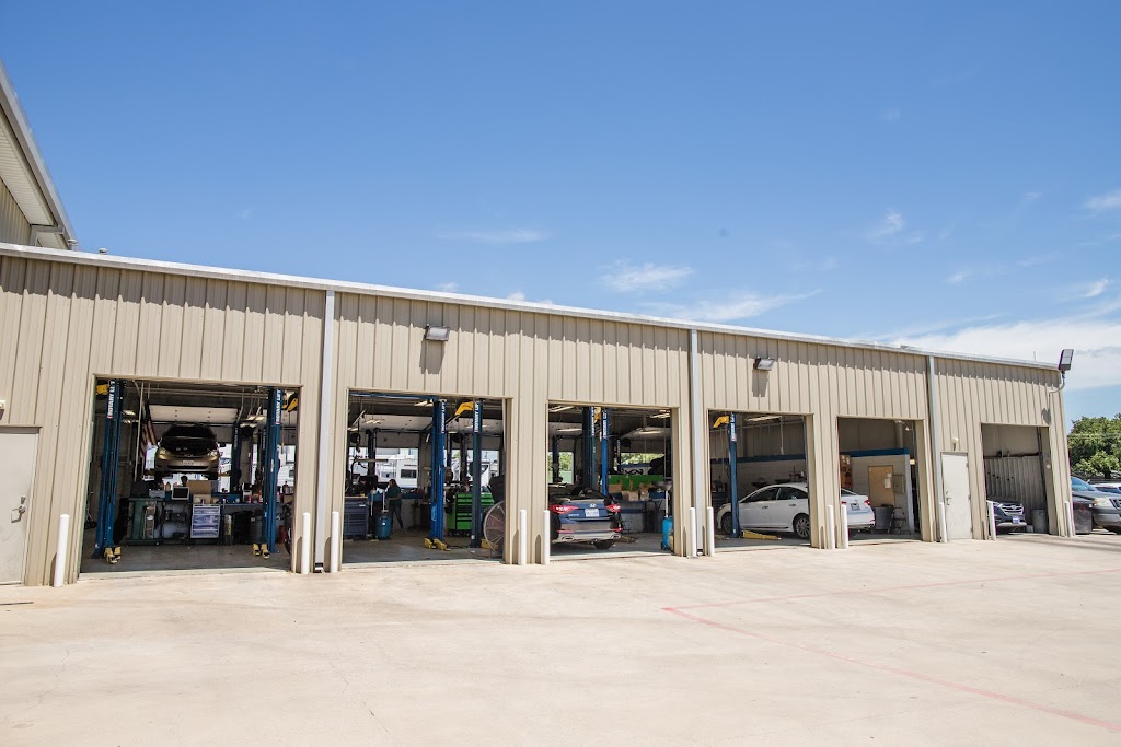 Eckert Hyundai Service Center | 4011 S Interstate 35 E, Denton, TX 76210, USA | Phone: (940) 243-6233