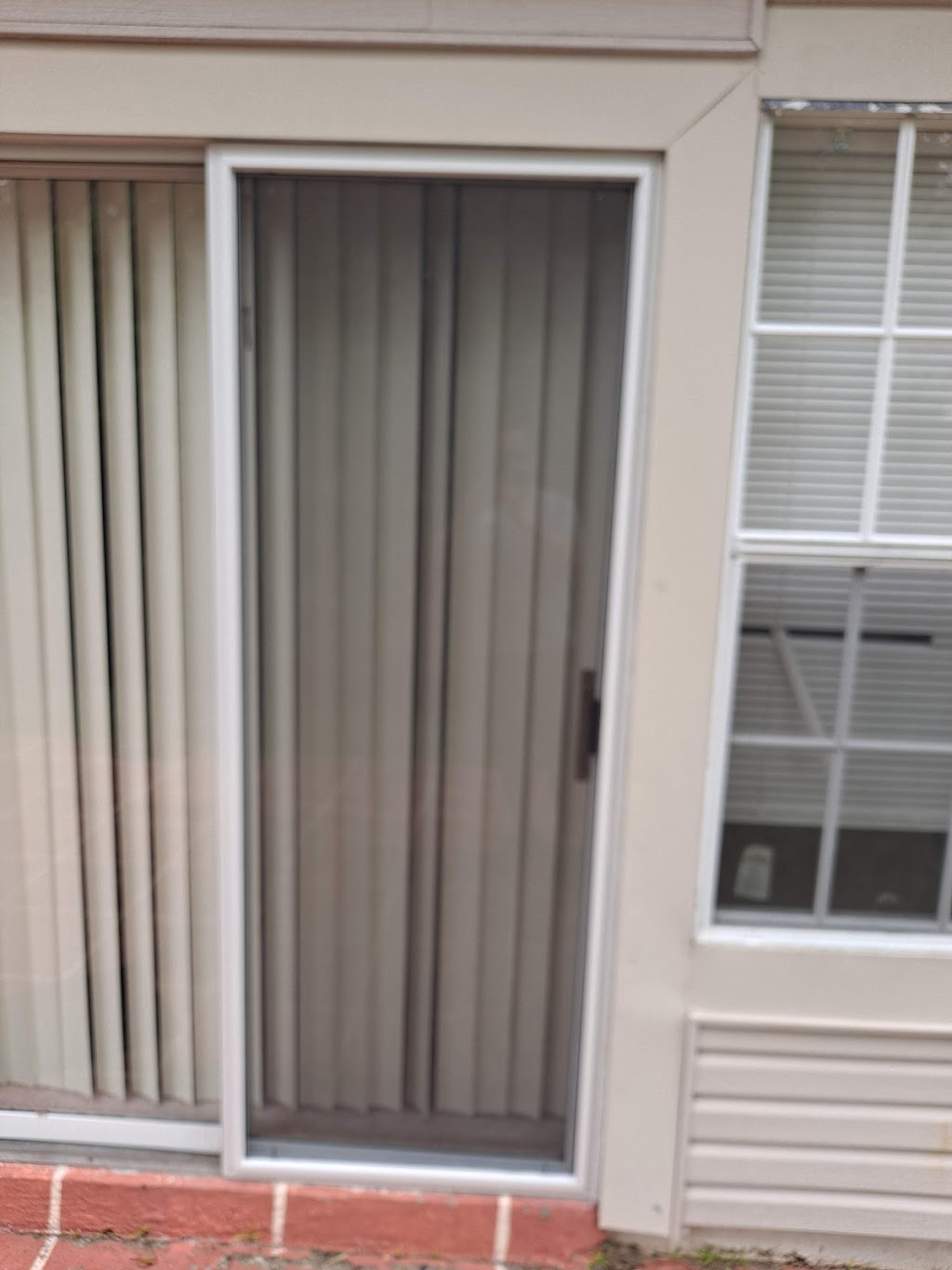 Center State Sliding Glass Door Maintenance | 1303 42nd St, Winter Haven, FL 33881, USA | Phone: (863) 594-4788