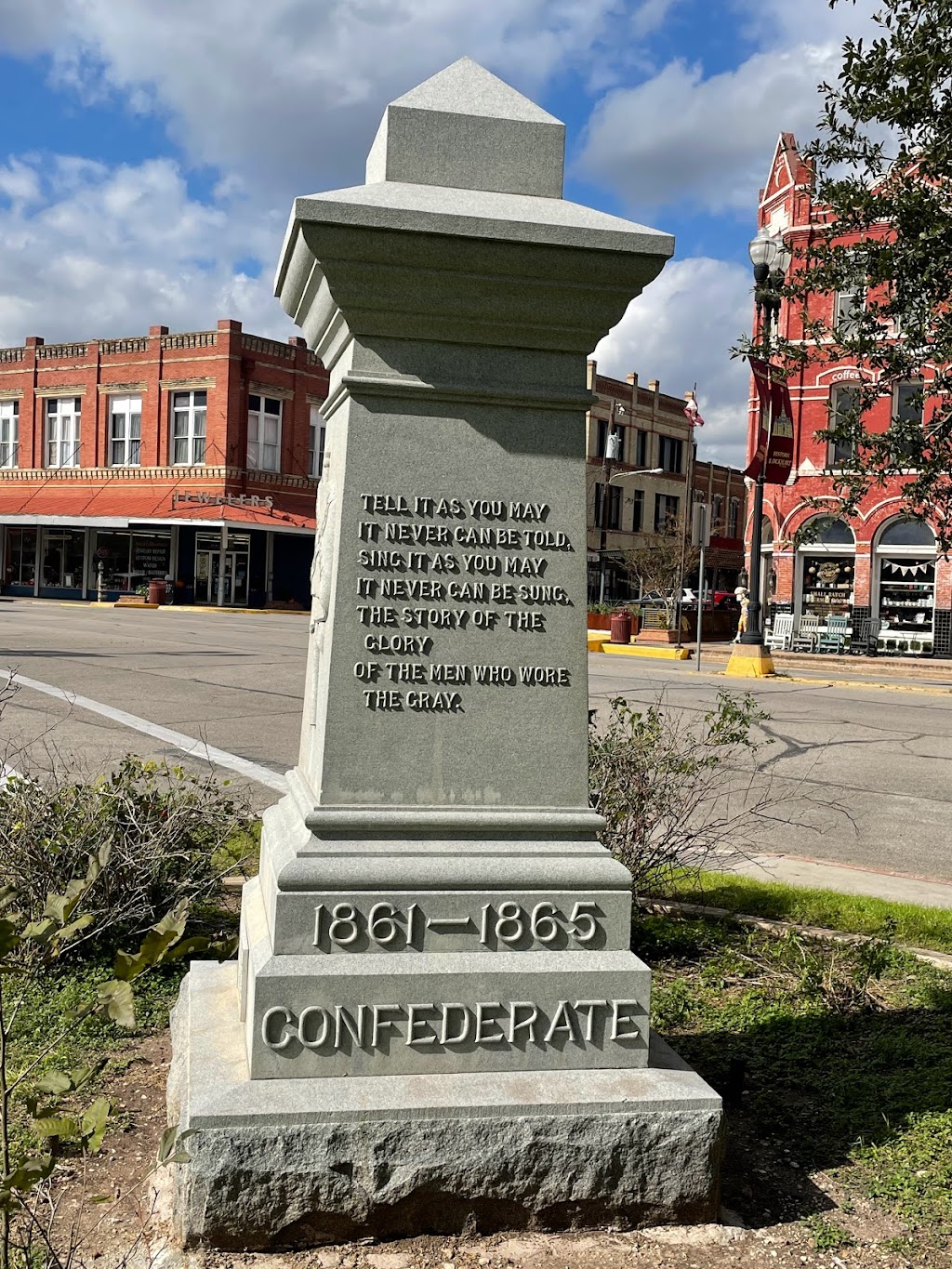 Lockhart Municipal Court | 1914 W San Antonio St, Lockhart, TX 78644, USA | Phone: (512) 376-9469