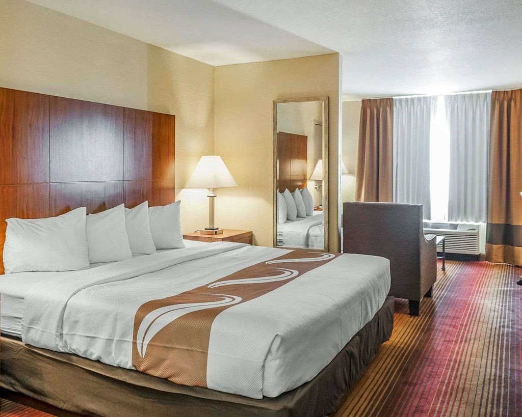 Quality Inn & Suites | 6100 Iliff Rd NW, Albuquerque, NM 87121, USA | Phone: (505) 234-7569