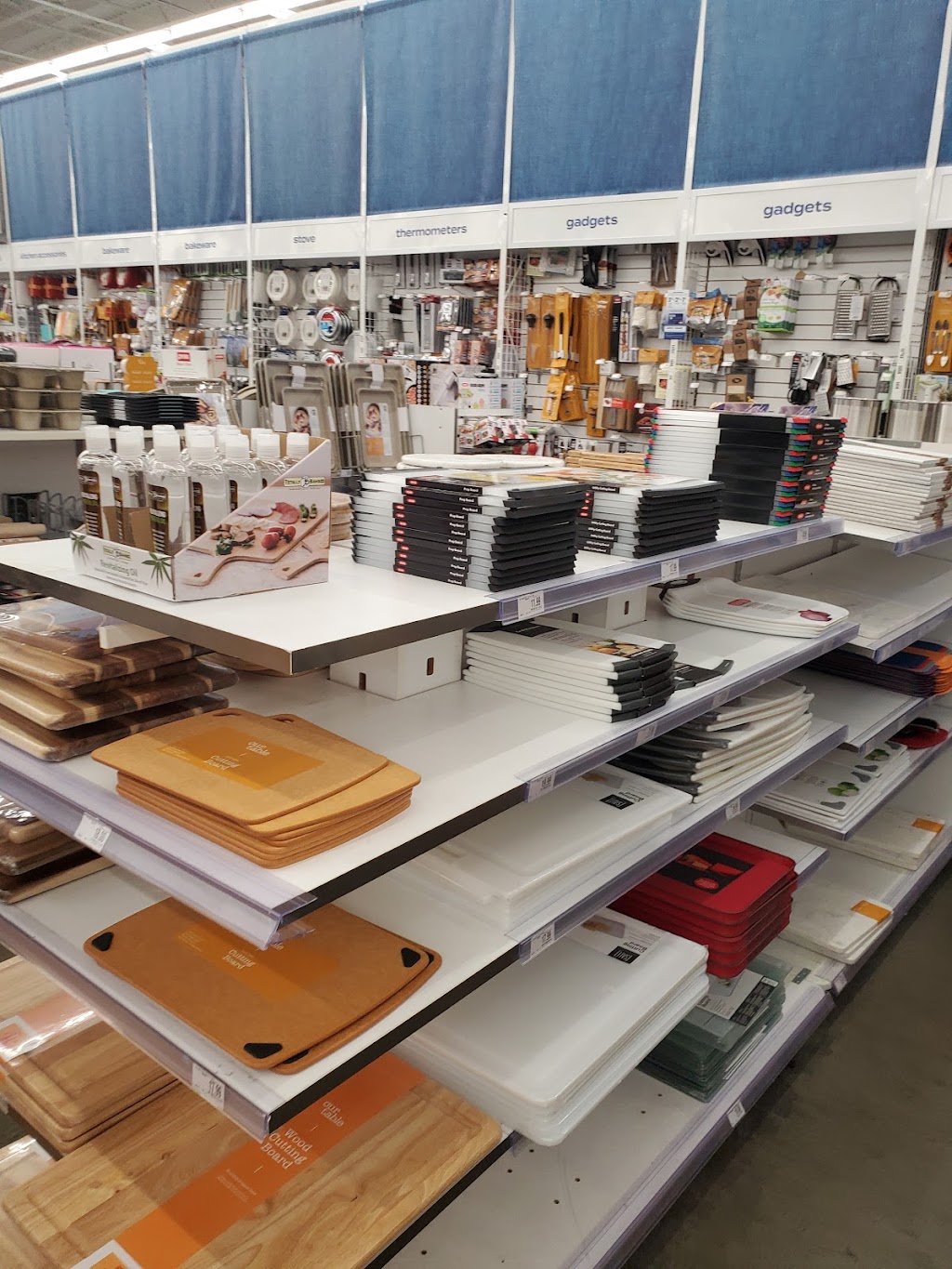 Bed Bath & Beyond | 2100 N Rainbow Blvd, Las Vegas, NV 89108 | Phone: (702) 646-2219