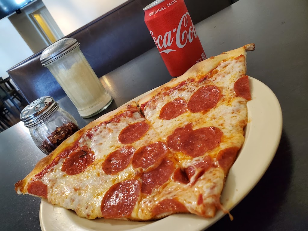 Alfredos Pizzeria | 1417 University Ave, San Diego, CA 92103 | Phone: (619) 539-7206