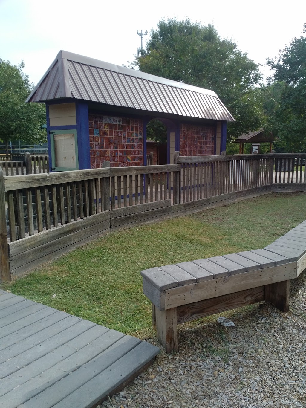 Kelly Road Park | 1609 Kelly Rd, Apex, NC 27502, USA | Phone: (919) 249-3402