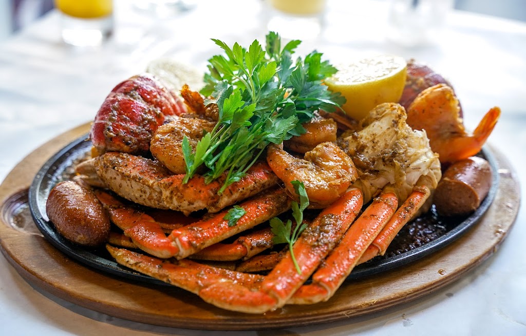 Station 16 Seafood & Bar | 2505 Sand Creek Rd #120, Brentwood, CA 94513, USA | Phone: (925) 475-5527