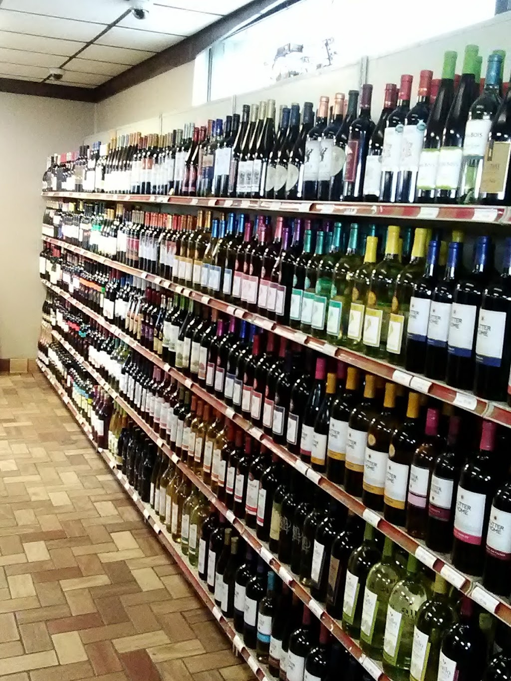 Liquor Mart | 624 Pleasant Retreat Dr, Lancaster, KY 40444 | Phone: (859) 792-6267