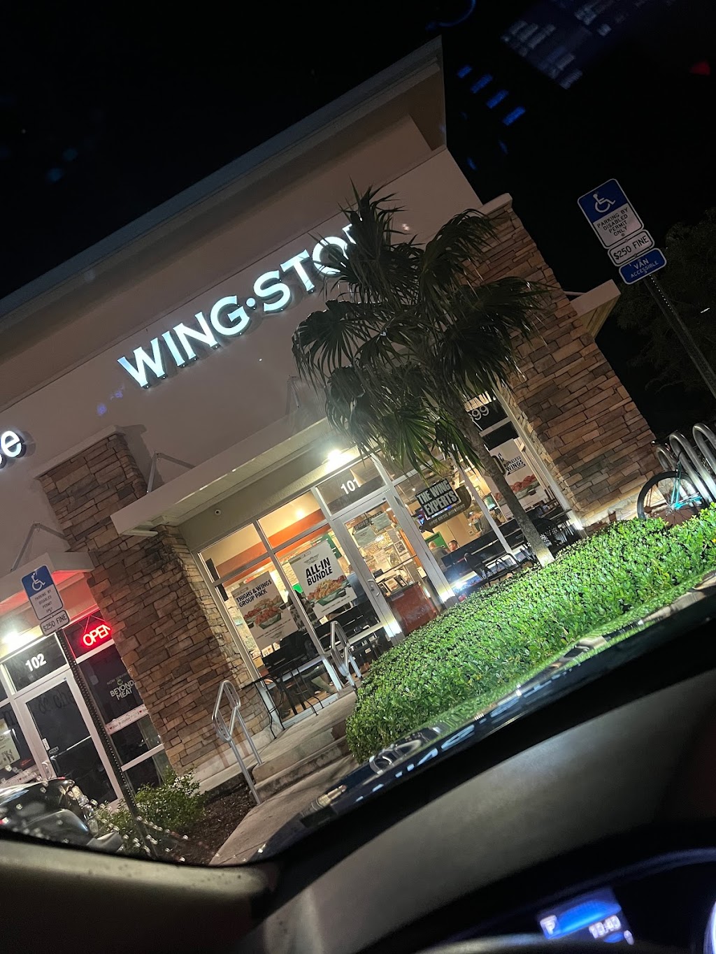 Wingstop | 15999 Pines Blvd Ste 101, Pembroke Pines, FL 33027, USA | Phone: (954) 505-7272