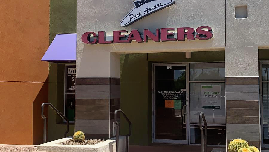 Park Avenue Cleaners #4 | 3102 E Fort Lowell Rd, Tucson, AZ 85716, USA | Phone: (520) 529-7304
