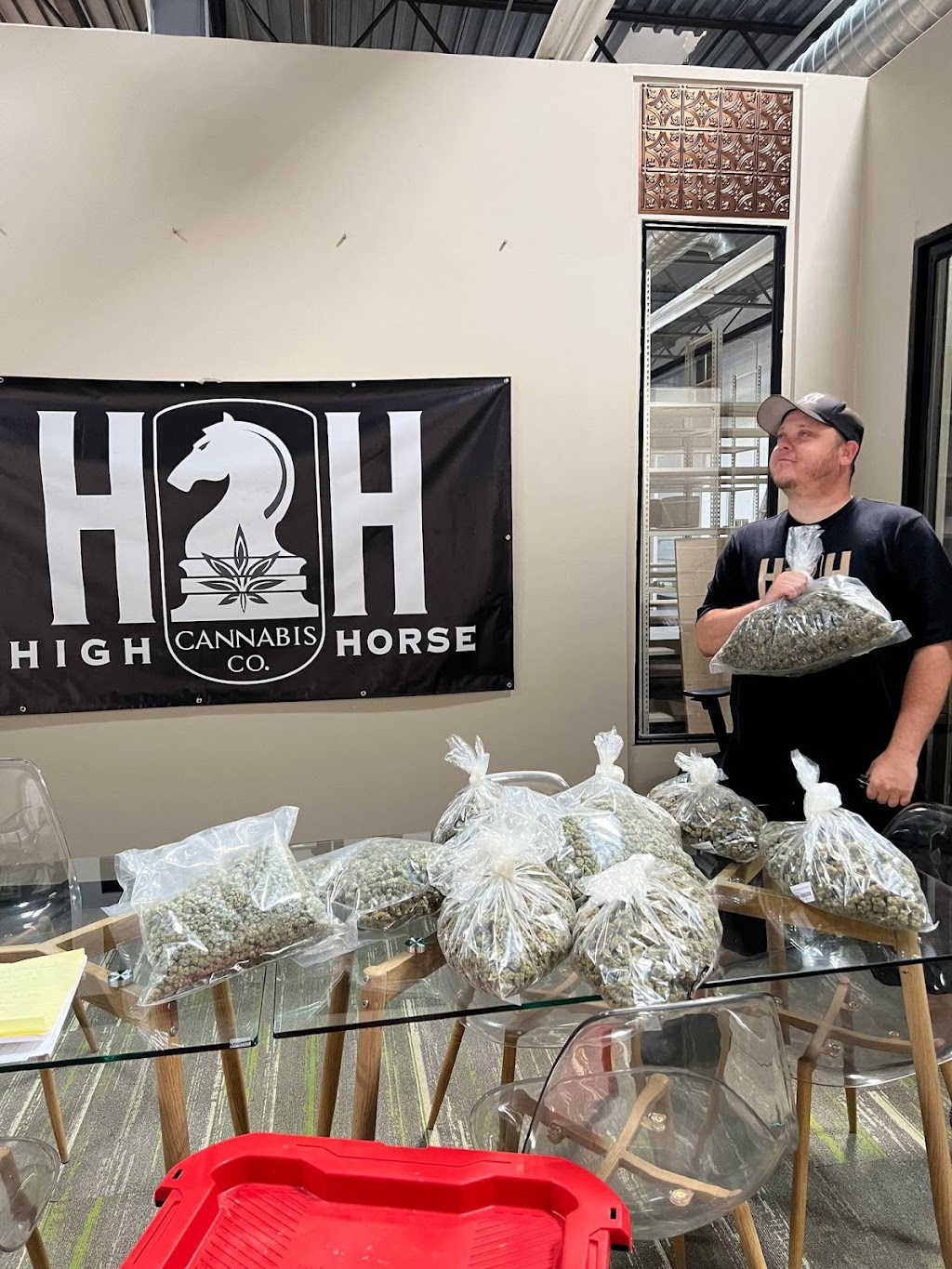 High Horse Cannabis Company - Chaparral | 545 S County Line Dr Suite B, Chaparral, NM 88081, USA | Phone: (575) 305-9192