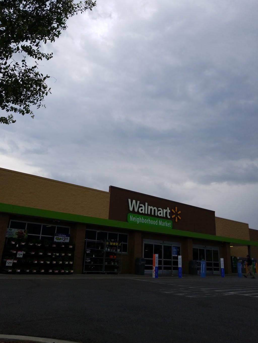 Walmart Neighborhood Market | 2551 Classen Blvd, Norman, OK 73071, USA | Phone: (405) 515-7418