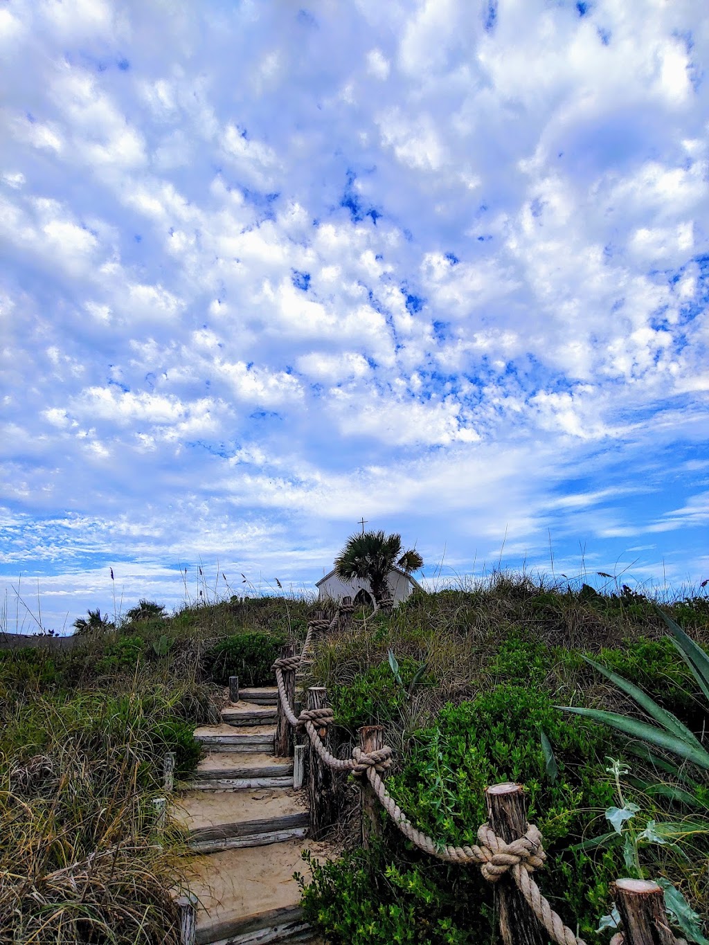 Chapel on the Dunes | 203 S 11th St, Port Aransas, TX 78373 | Phone: (361) 749-3800