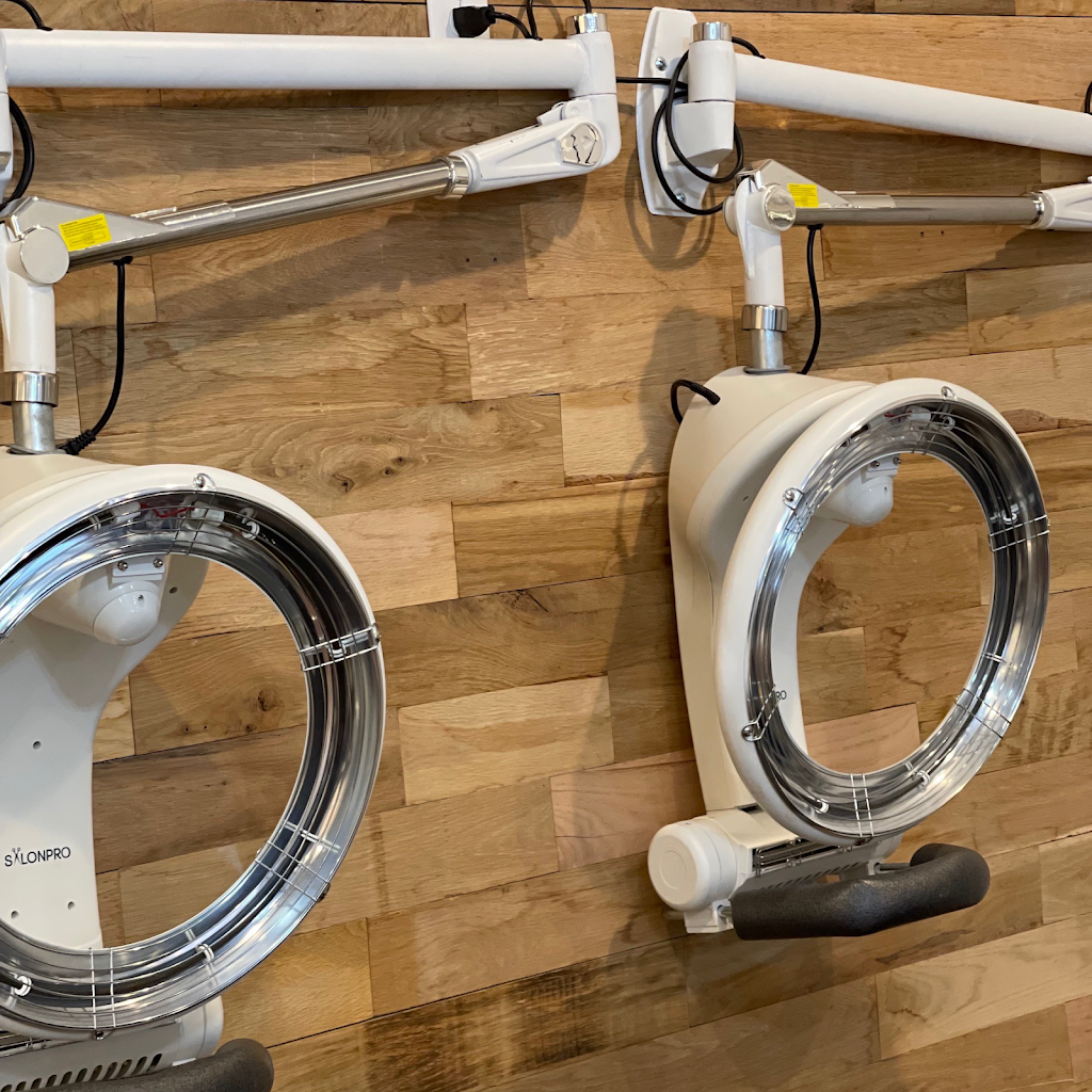 Color Splash Hair Studio | 920 S Battlefield Blvd #104, Chesapeake, VA 23322, USA | Phone: (757) 482-0390