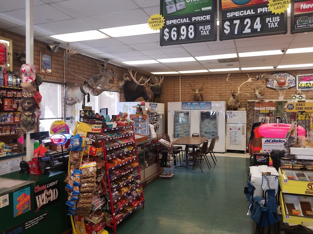 Berryessa Sporting Goods & Mini Market | 115 E Grant Ave, Winters, CA 95694, USA | Phone: (530) 795-1278