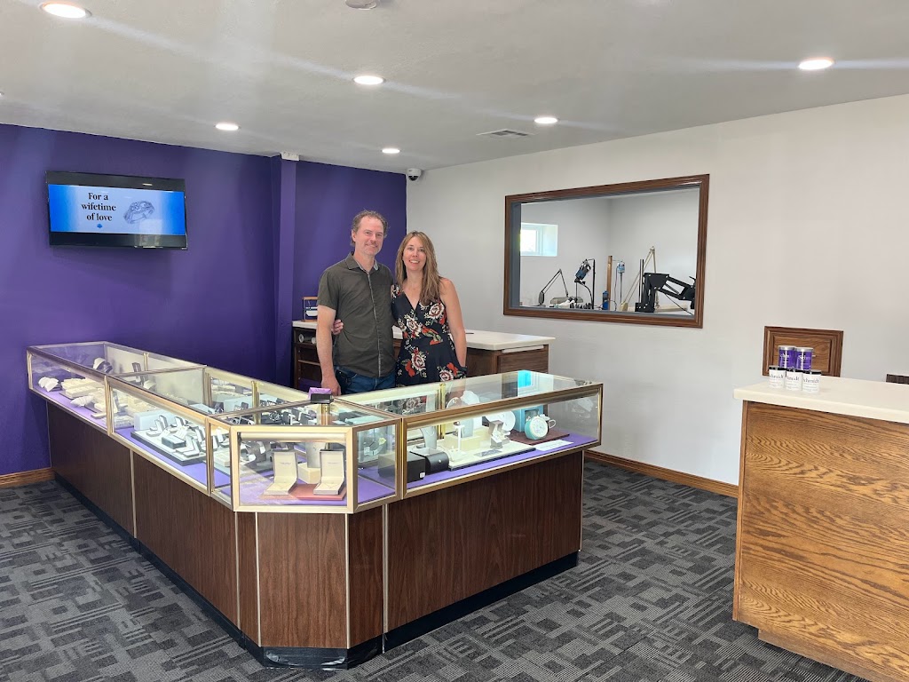 Schmidt Jewelers, Inc. | 511 N Summit St, Arkansas City, KS 67005, USA | Phone: (620) 442-3045