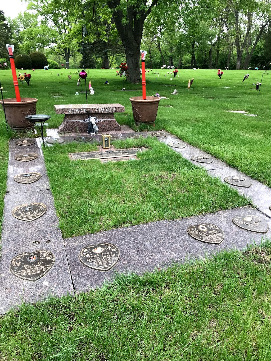 Arrowood Pet Cemetery & Crmtry | 24100 US-45, Vernon Hills, IL 60061, USA | Phone: (847) 634-3787