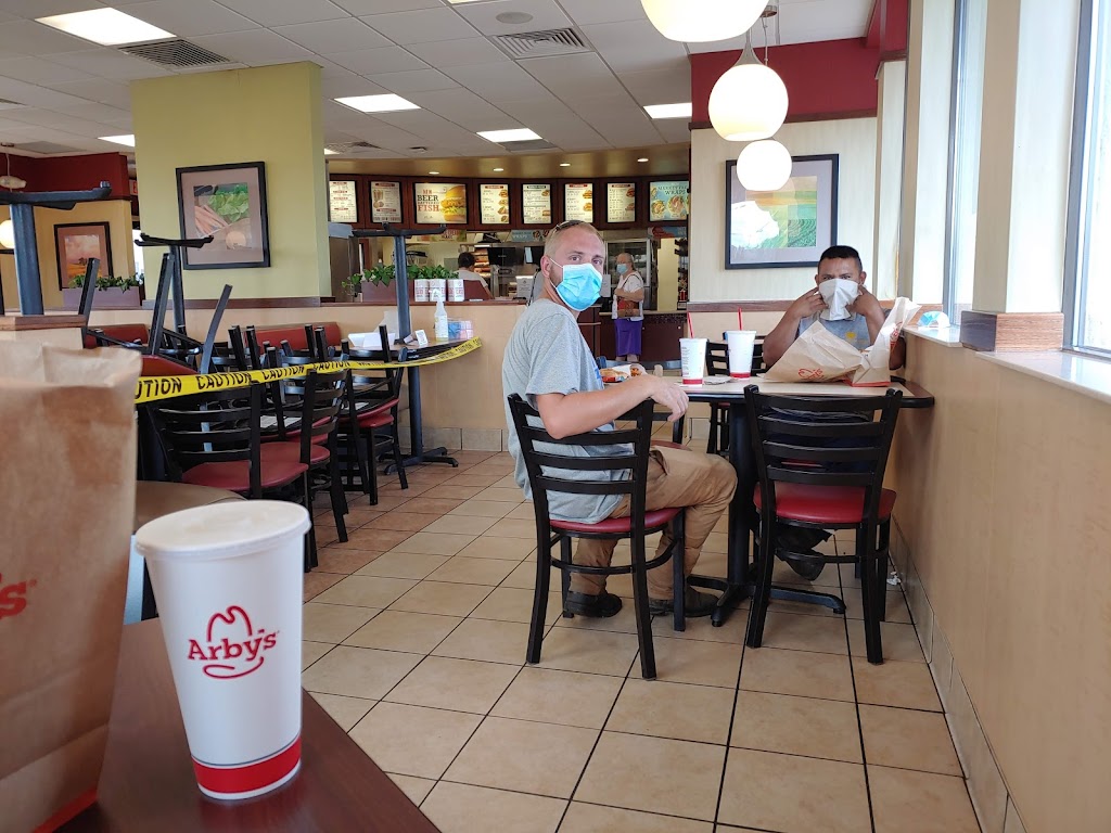 Arbys | 10704 Dixie Hwy, Valley Station, KY 40272, USA | Phone: (502) 935-1329