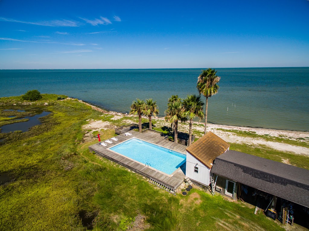 Redfish Lodge On Copano Bay | 901 Rattlesnake Point Rd, Rockport, TX 78382 | Phone: (800) 392-9324