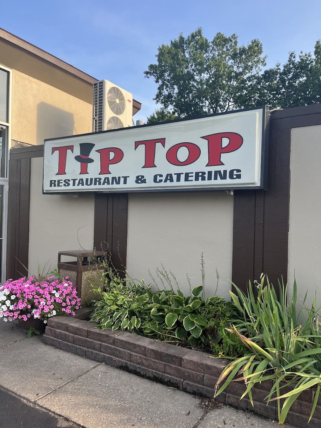 Tip Top Restaurant & Catering | 3428 Darrow Rd, Stow, OH 44224, USA | Phone: (330) 688-3171