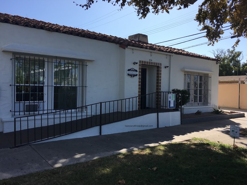Law office of Karla Lopez-Serafin | 214 E Walnut St, Santa Ana, CA 92701, USA | Phone: (714) 884-4370