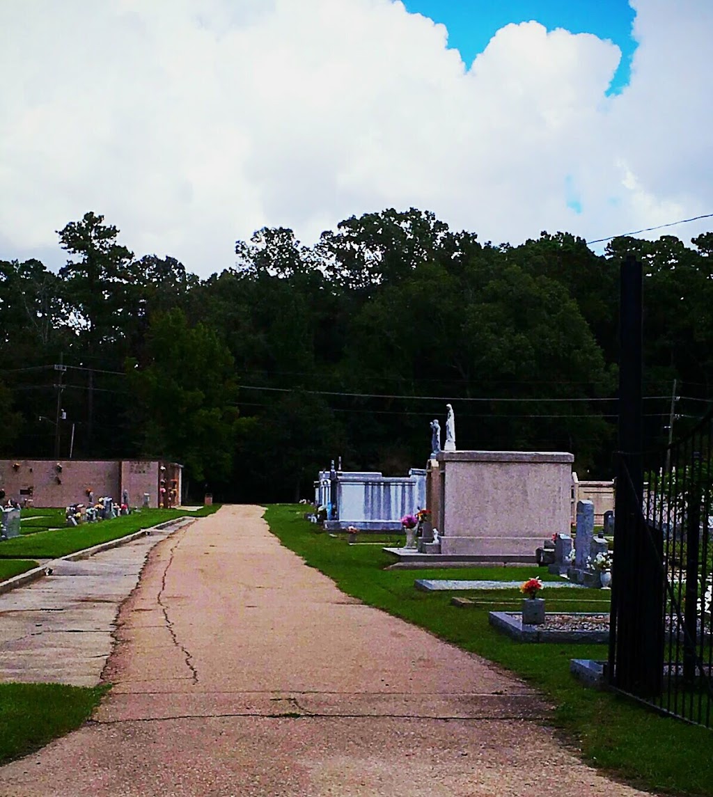 Mandeville Cemetery | Mandeville, LA 70448, USA | Phone: (985) 626-3144