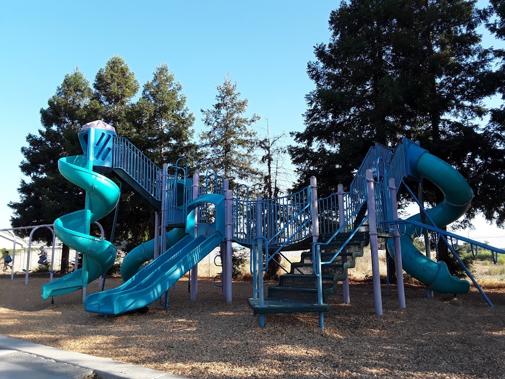 Lindhurst Memorial Park | 1676 McGowan Pkwy, Olivehurst, CA 95961, USA | Phone: (530) 743-4657