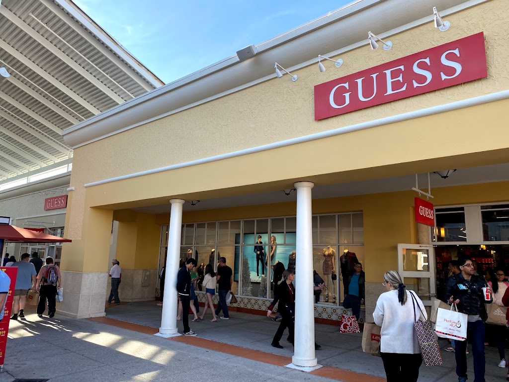 Guess Factory Accessories | 8174 Vineland Ave Space 1548, Orlando, FL 32821, USA | Phone: (407) 477-0267