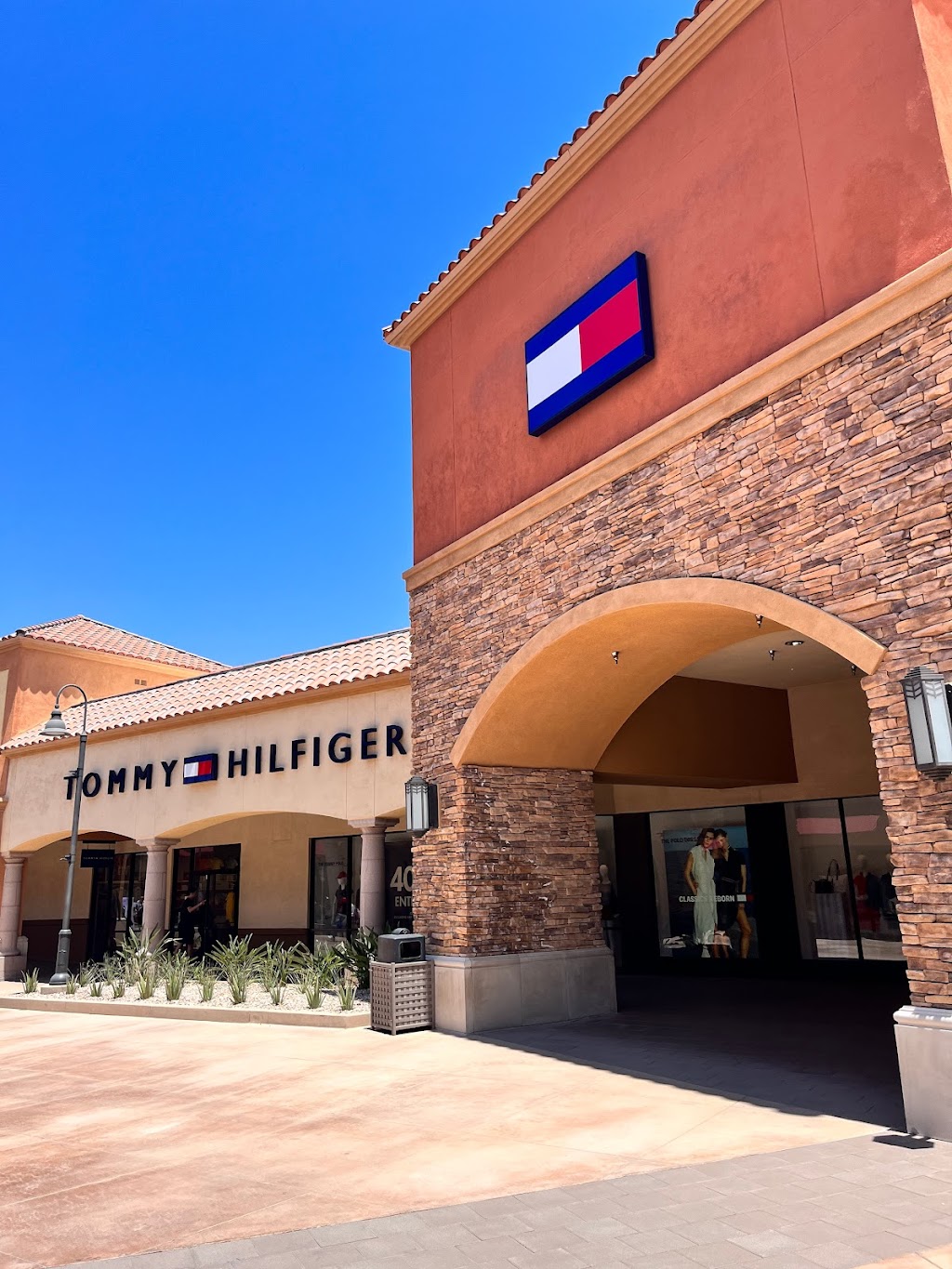 Tommy Hilfiger | 48650 Seminole Dr #174, Cabazon, CA 92230, USA | Phone: (951) 849-5848