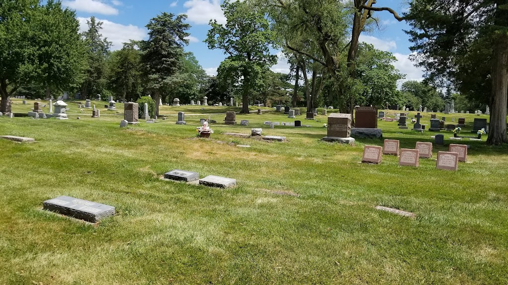 Ridge Municipal Cemetery | 1761 W Linden Ave, Fremont, NE 68025, USA | Phone: (402) 727-2820