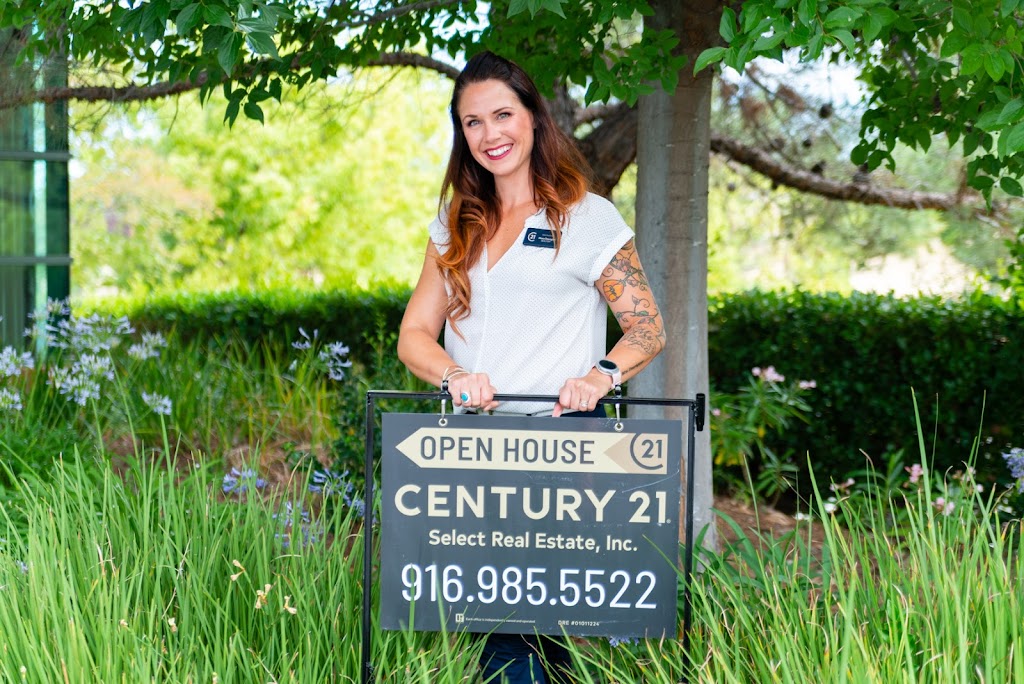 Shara Dzerigian Realtor Century 21 Select Real Estate DRE#01970217 | 2505 E Bidwell St, Folsom, CA 95630, USA | Phone: (916) 969-4583