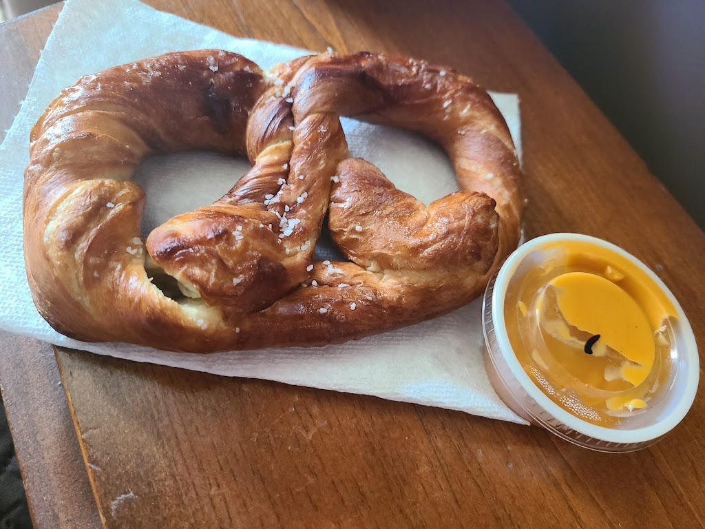 Pretzelmaker | 221 Glendale Ave #47, St. Catharines, ON L2T 2K9, Canada | Phone: (905) 704-1493