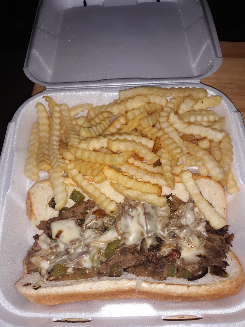 American Deli | 854 Cleveland Ave Ste 1000, East Point, GA 30344, USA | Phone: (404) 766-7889