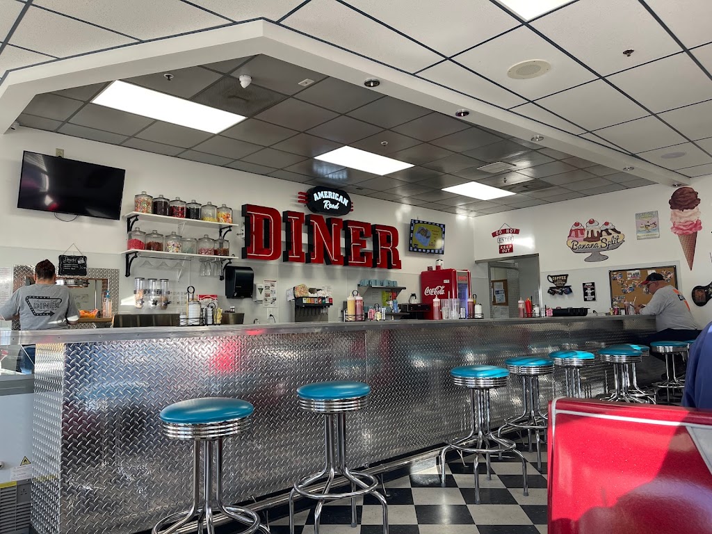 American Road Diner | 900 American Rd, Napoleon, OH 43545, USA | Phone: (419) 599-3835