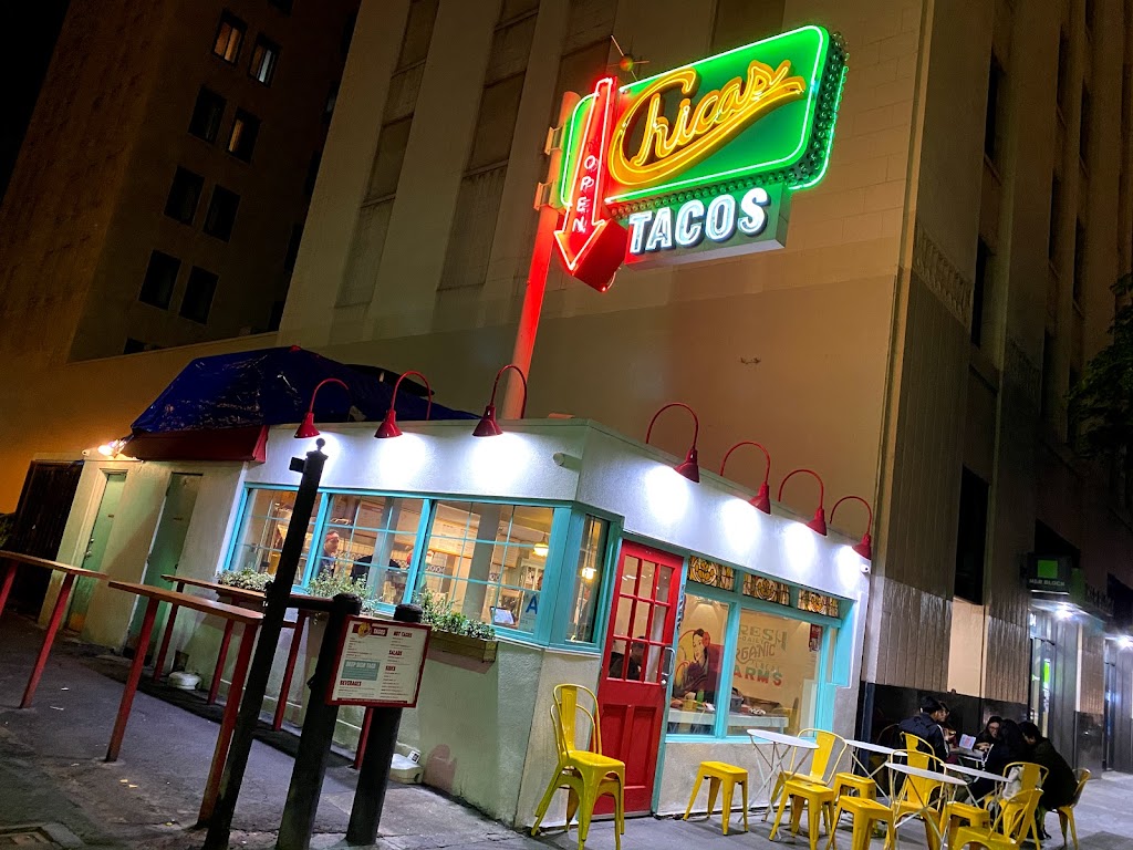 Chicas Tacos | 800 S La Brea Ave, Los Angeles, CA 90036, USA | Phone: (323) 863-8226