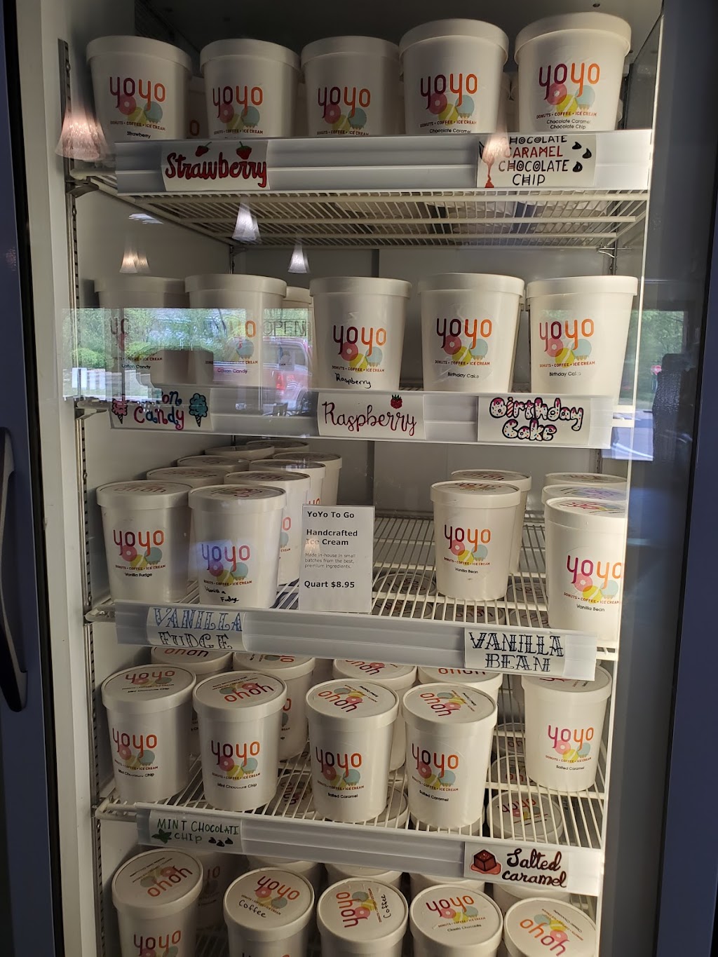 YoYo Donuts * Coffee * Ice Cream | 5757 Sanibel Dr, Minnetonka, MN 55343, USA | Phone: (952) 960-1800