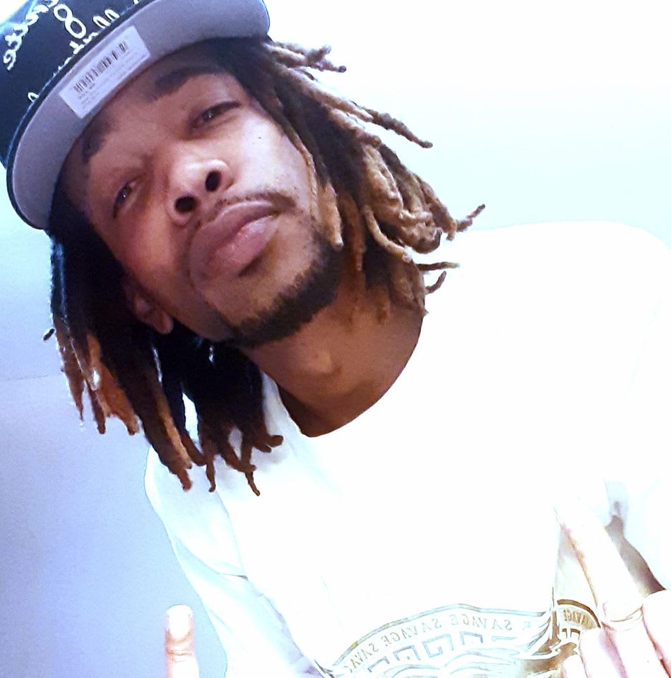 Yolodadon 33Y0 | Lakewood Cir, Youngstown, OH 44505, USA | Phone: (330) 951-8435