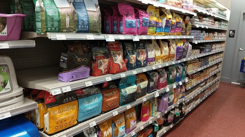 Pet Pantry Warehouse | 1191 E Putnam Ave, Riverside, CT 06878, USA | Phone: (203) 344-9295