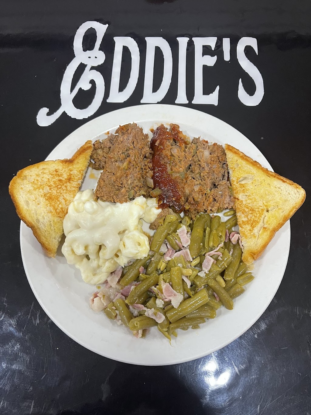 Eddies restaurant | 308 S Hayes Ave, Wagoner, OK 74467, USA | Phone: (918) 201-4017