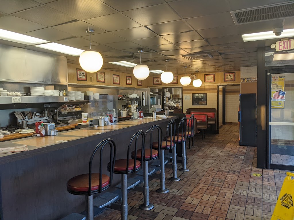 Waffle House | 2998 TX-360, Grand Prairie, TX 75052, USA | Phone: (972) 641-9509