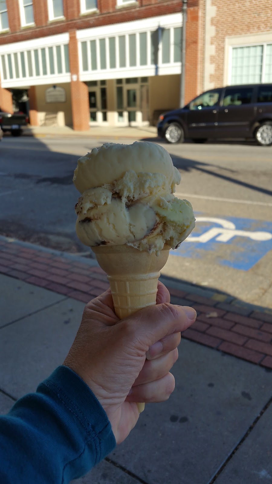 Woodards Pharmacy | 101 N Church St, Hertford, NC 27944, USA | Phone: (252) 426-5527