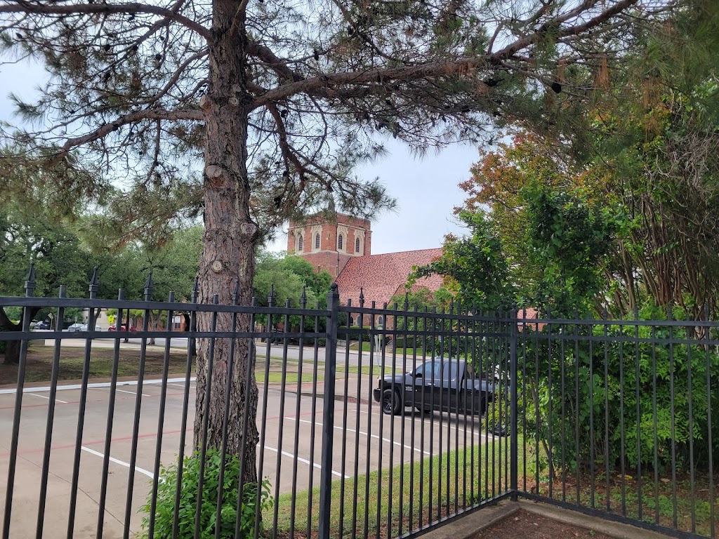 Daggett Park | 2301 College Ave, Fort Worth, TX 76110, USA | Phone: (817) 392-5700