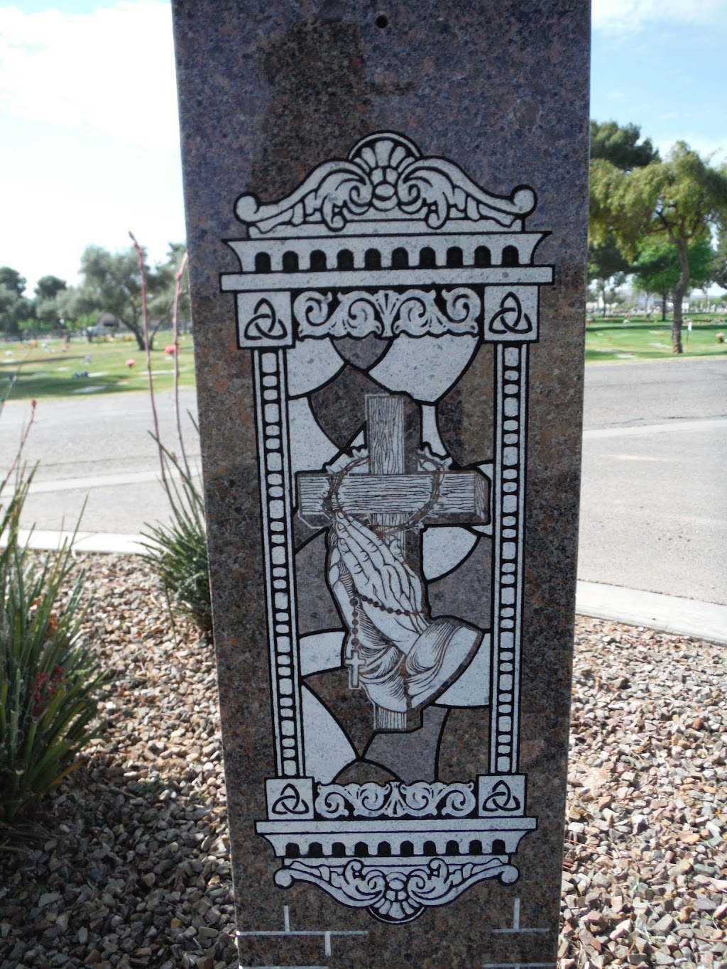 Queen of Heaven Catholic Cemetery & Funeral Home | 1562 E Baseline Rd, Mesa, AZ 85204 | Phone: (480) 892-3729