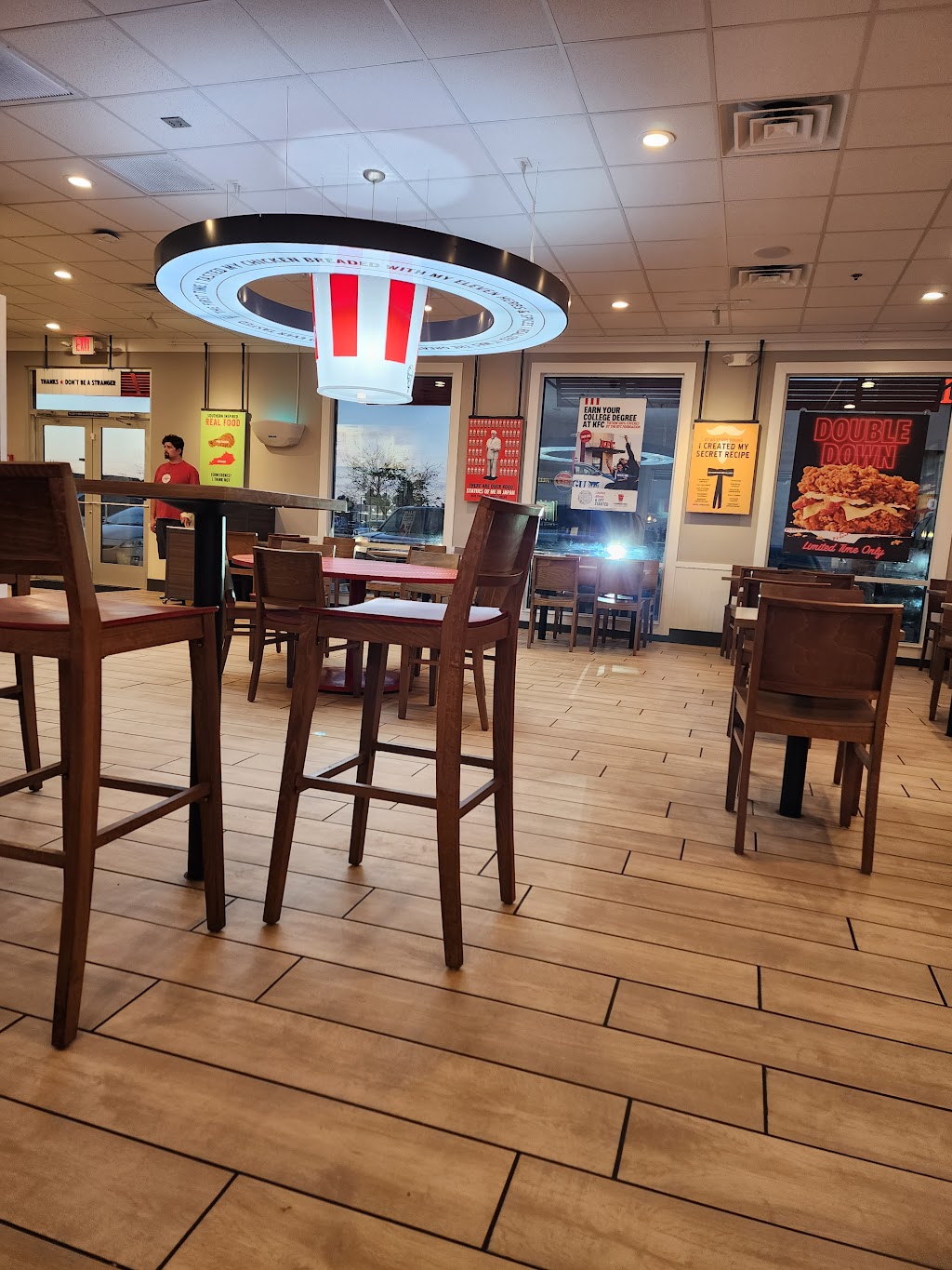 KFC | 15154 N Cotton Ln, Surprise, AZ 85388, USA | Phone: (480) 377-4524