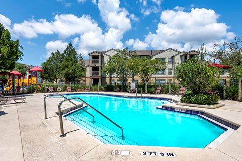 Falcon Trace Apartment Homes | 1635 Peregrine Falcons Way, Orlando, FL 32837, USA | Phone: (407) 805-1960