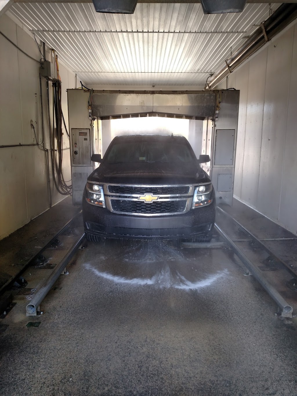 Wash Zone - Carwash | 3155 S Crater Rd, Petersburg, VA 23805, USA | Phone: (800) 605-2734