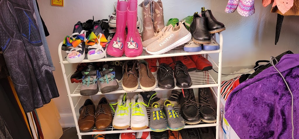 Shirleys Closet &Moore | 504 W 2nd St, Antioch, CA 94509, USA | Phone: (925) 350-0984